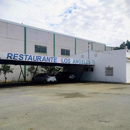 Pension Los Angeles Ла Пуебла де Касая Екстериор снимка
